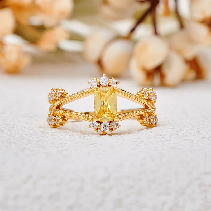 Evolvegem "Golden Radiance" Baguette Cut Citrine Ring